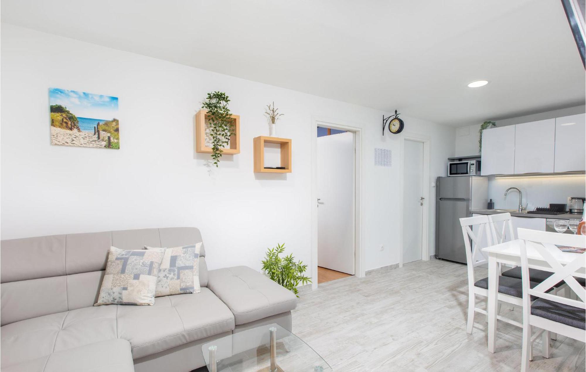 Gorgeous Apartment In Krk With Wifi 普纳特 外观 照片