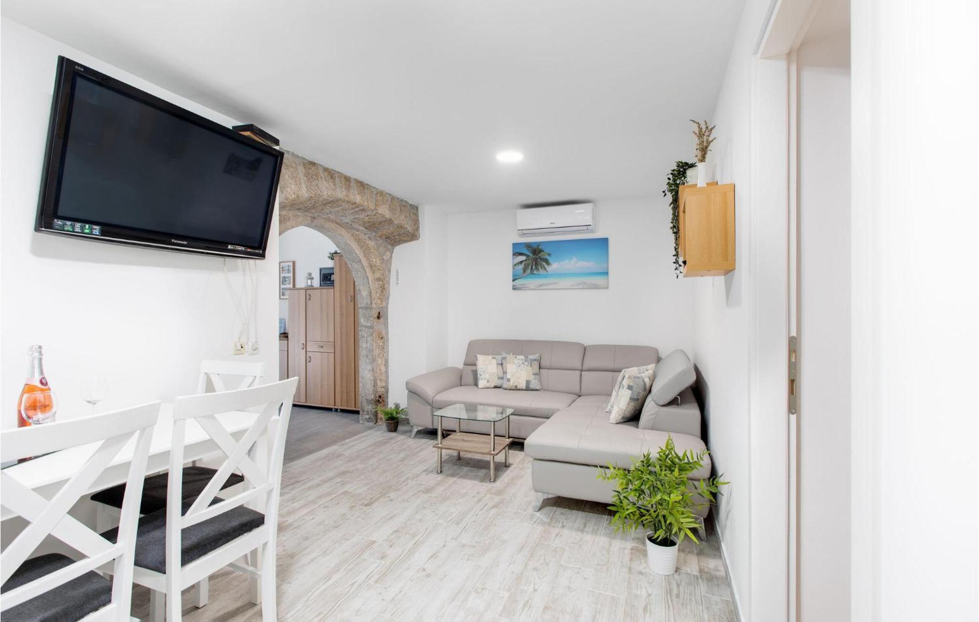 Gorgeous Apartment In Krk With Wifi 普纳特 外观 照片