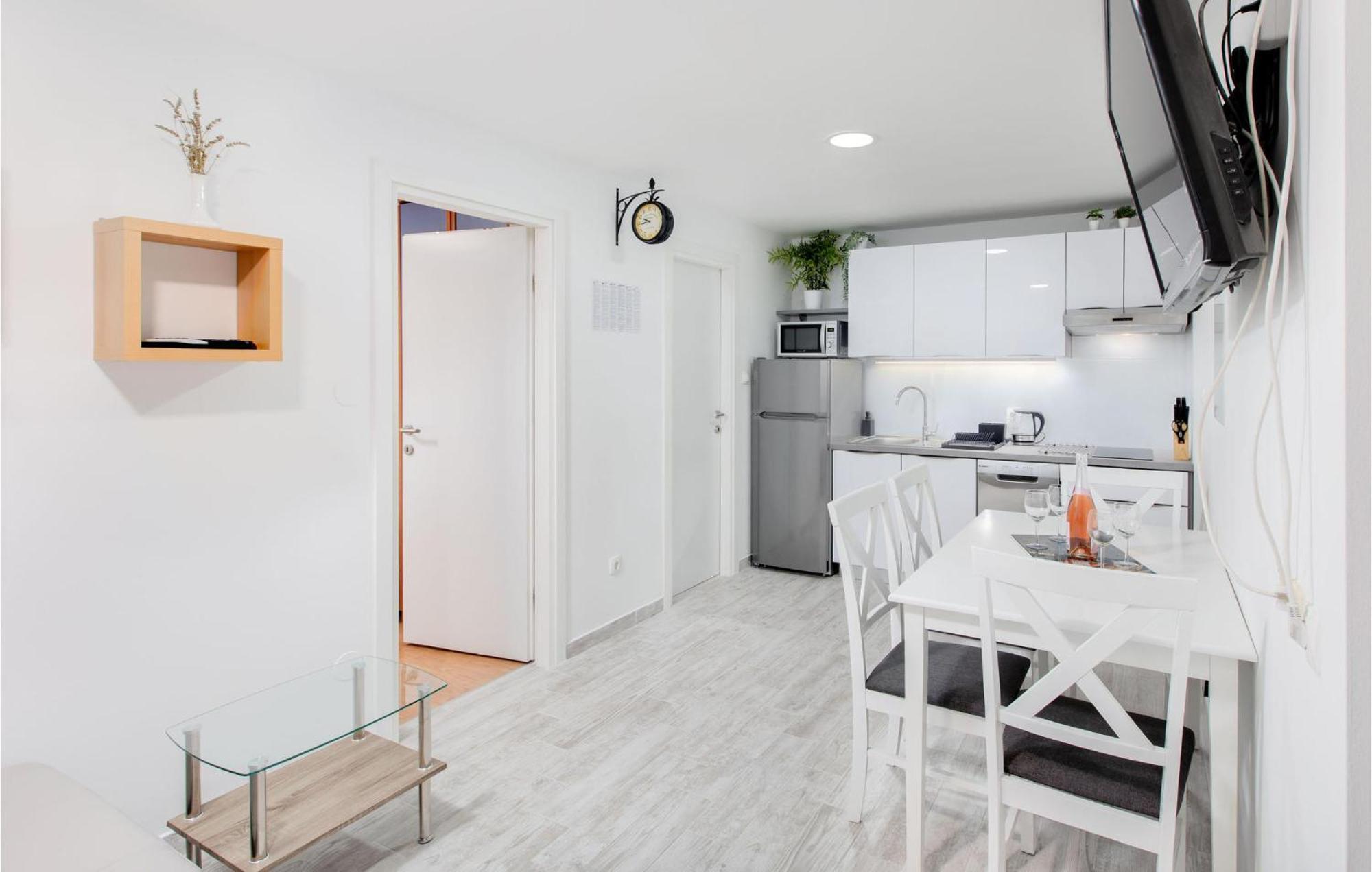 Gorgeous Apartment In Krk With Wifi 普纳特 外观 照片